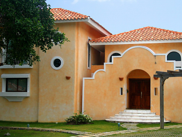 Elegant Two Level Villa With Tropical Garden And A Private Pool • Villa.red Sands2 C 2