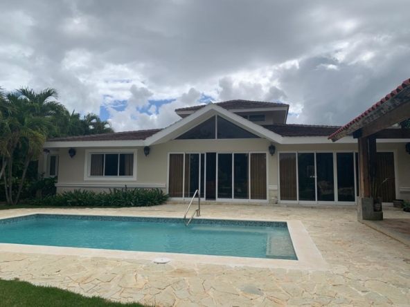 Spacious Villa Los Cocos Overlooking The Pool Golf And Lake • Villa.red WhatsApp Image 2022 01 12 at 10.23.47 AM